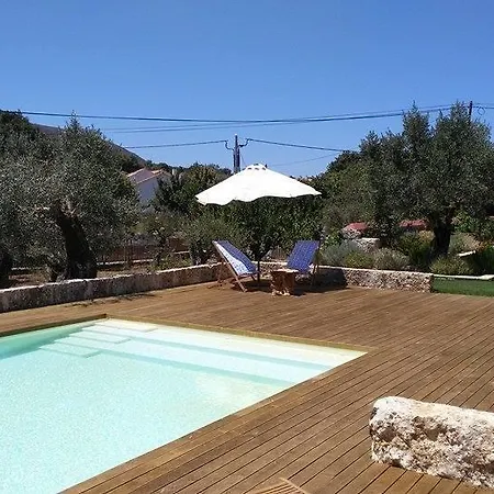Alojamento de Turismo Rural Casa Dos Aromas Alvados