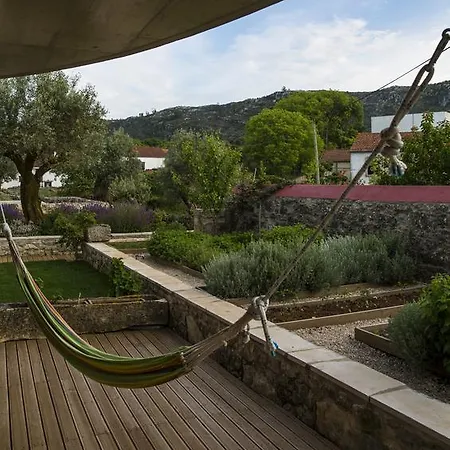 Casa Dos Aromas Farm stay Alvados