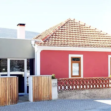 Alojamento de Turismo Rural Casa Dos Aromas *
