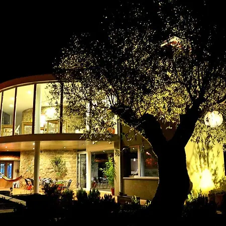 Alojamento de Turismo Rural Casa Dos Aromas Alvados